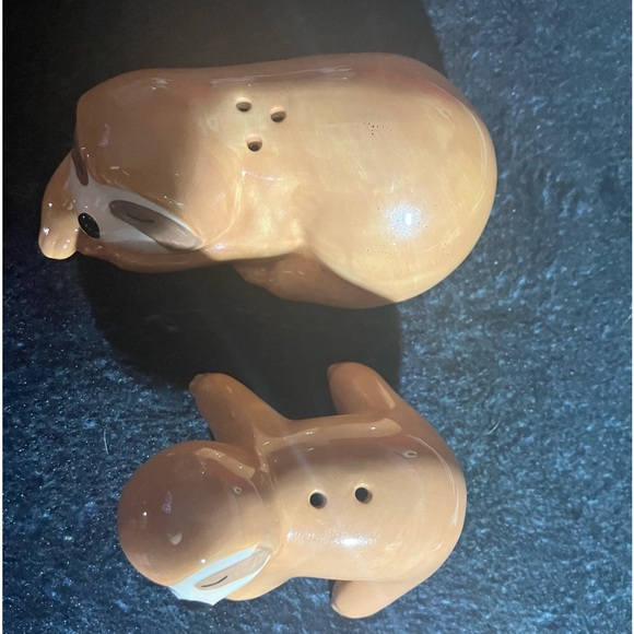 SLOTHS 🦥 STACKABLE SALT & PEPPER 🌶️ SHAKERS - Picture 3 of 7
